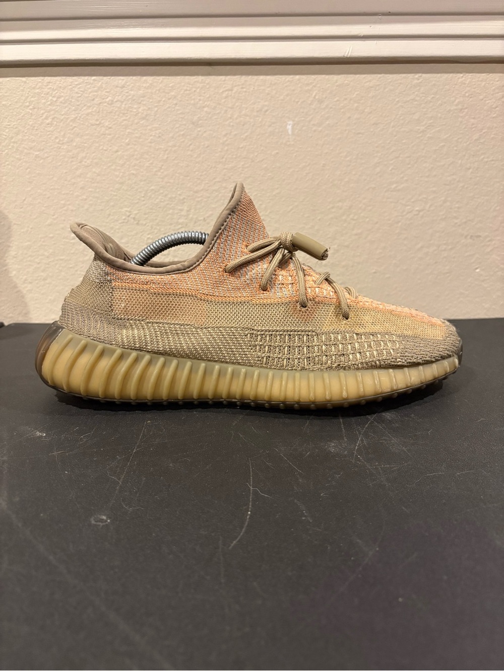 Adidas Yeezy Boost 350 V2 Men's Size 10.5 Sand Taupe - Picture 4 of 9